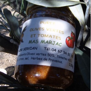 Purée d'olives vertes et tomates.